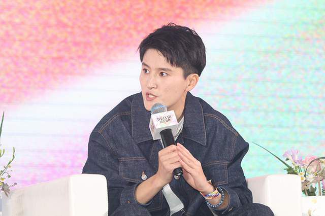 亚洲线精品久久一区二区三区