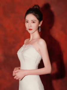 操女生的视频
