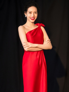 隔壁的处女